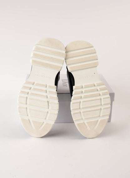 Givenchy Refracted Logo Spectre Runner Sneakers