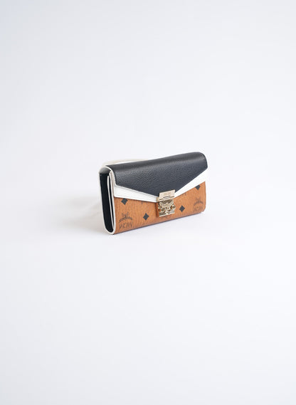 MCM Patricia Chain Wallet