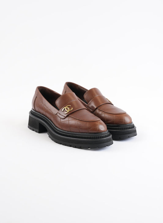 Chanel Calfskin Quilted Interlocking CC Logo Loafers