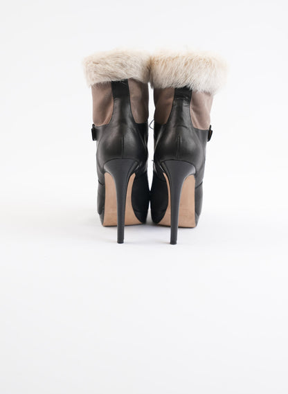 Oscar de la Renta Leather Lace Up Boots