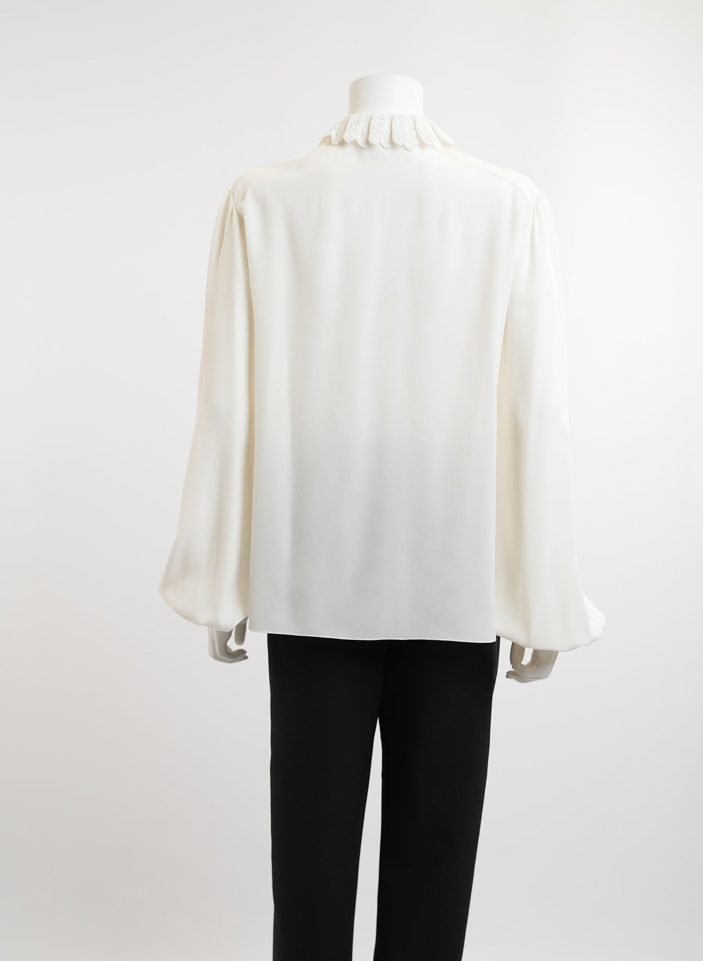 Chloe Cream Ruffled Lace Collar