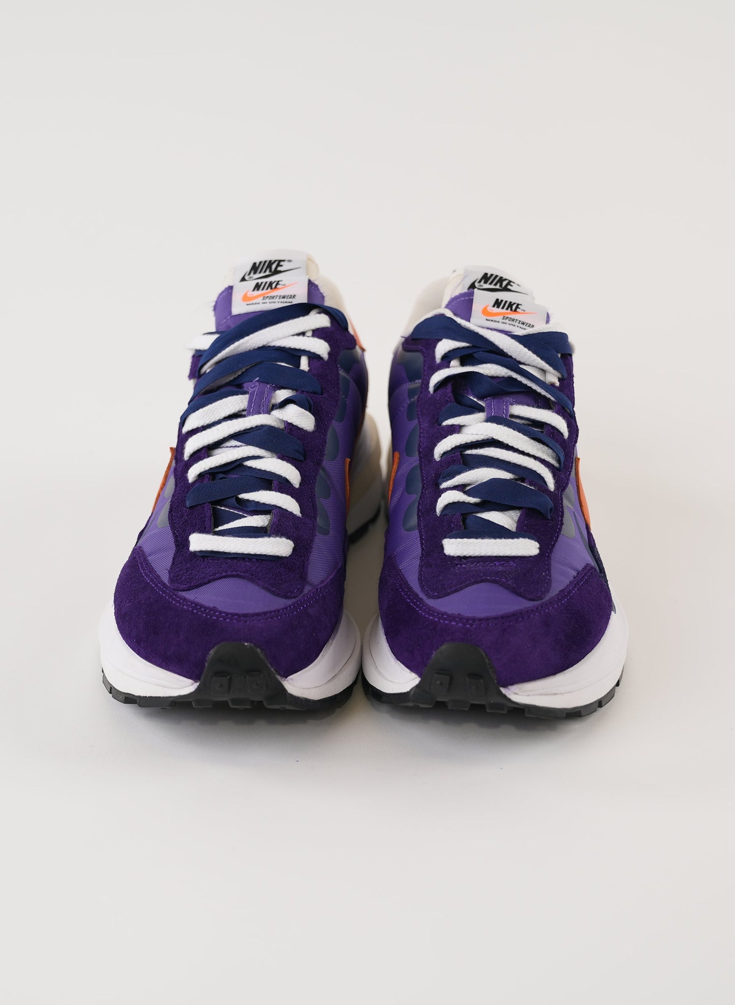 Nike Vaporwaffle x Sacai Dark Iris