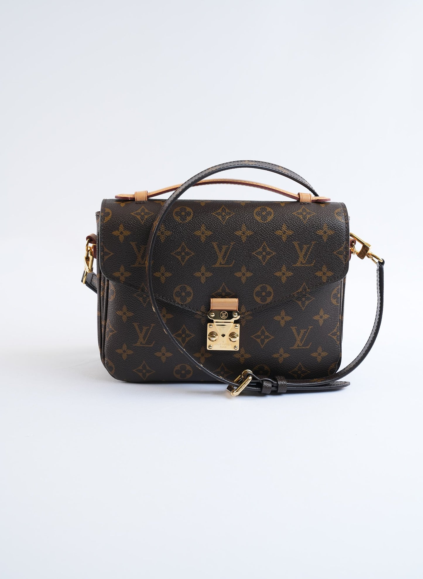 Louis Vuitton Pochette Metis Monogram Bag