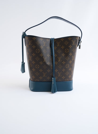 Louis Vuitton Idole Bucket Bag