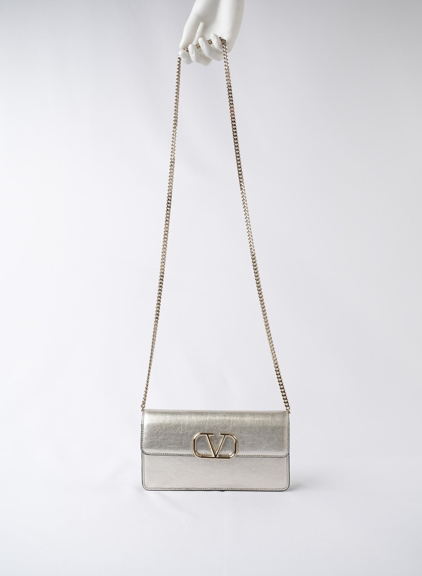 Valentino Garavani VLogo Signature Wallet On Chain Bag