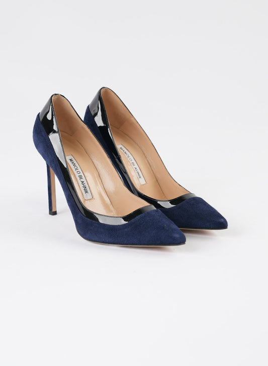 Manolo Blahnik Navy Blue Suede Pointed Toe Pumps