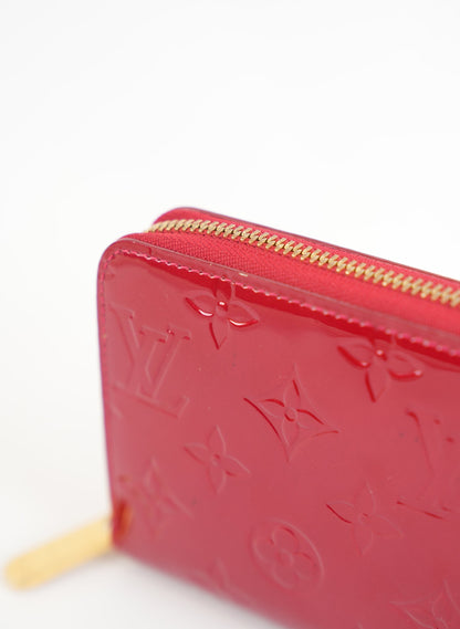 Louis Vuitton Red Vernis Zippy Wallet