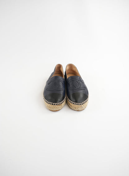 Chanel Interlocking CC Logo Leather Espadrilles