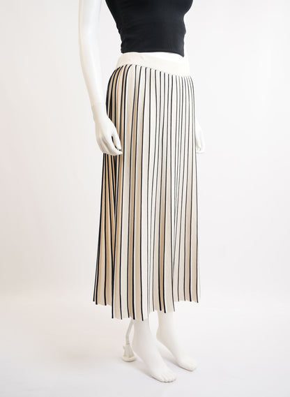 Max Mara Pleated Stretch Skirt