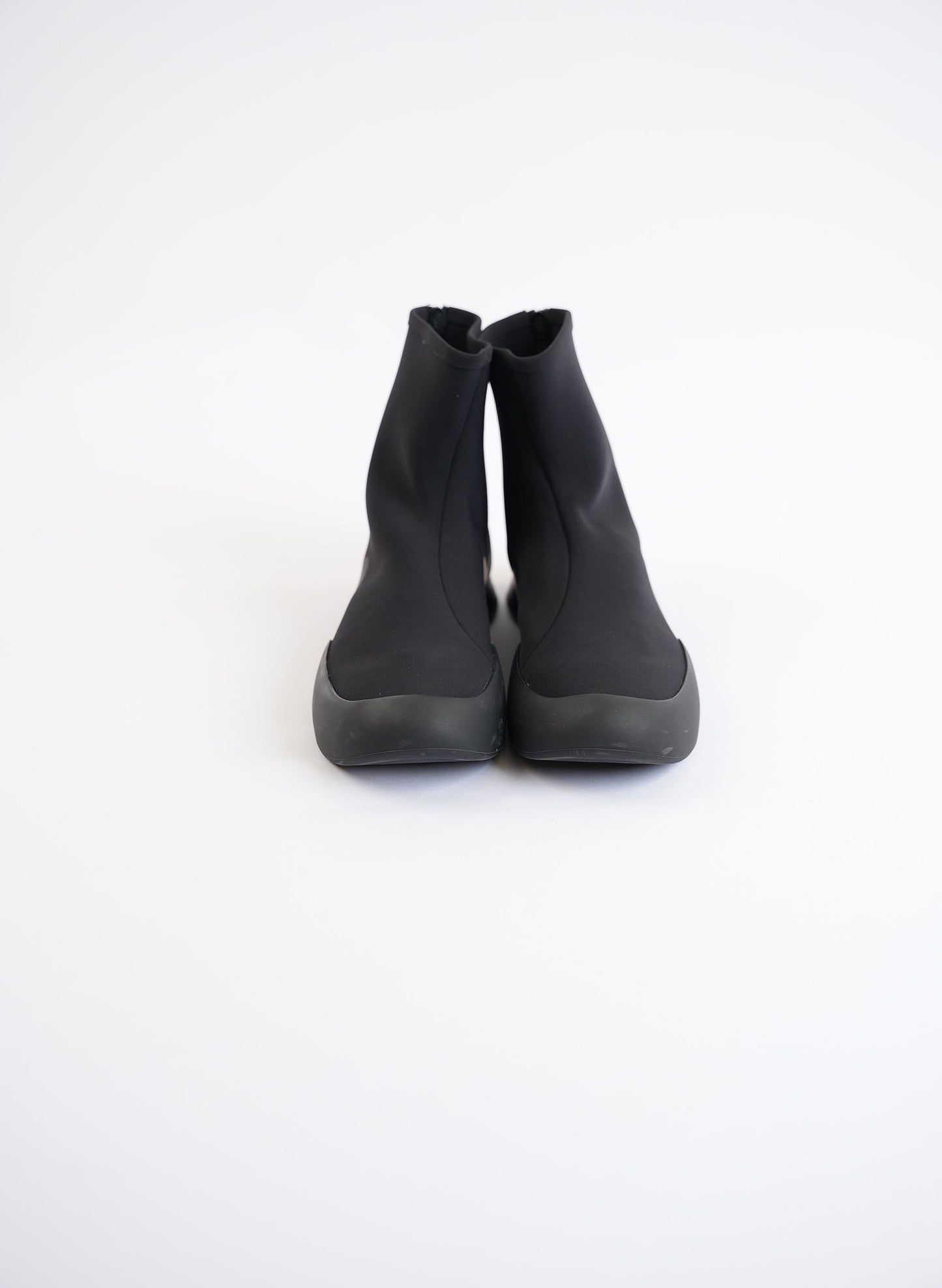 The Row Scuba Boots
