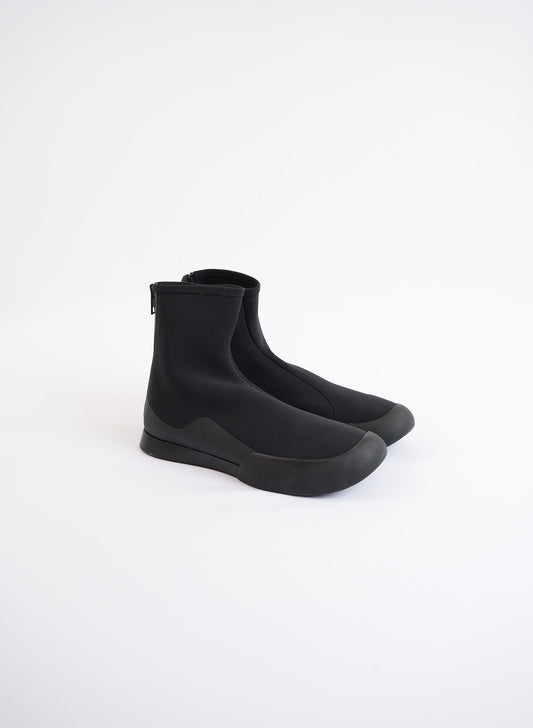 The Row Scuba Boots